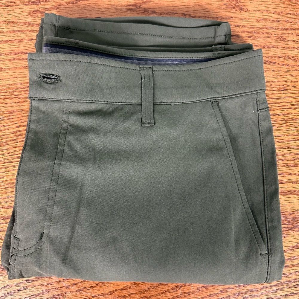 Weatherproof Vintage Pants.  - Picture 3 of 5